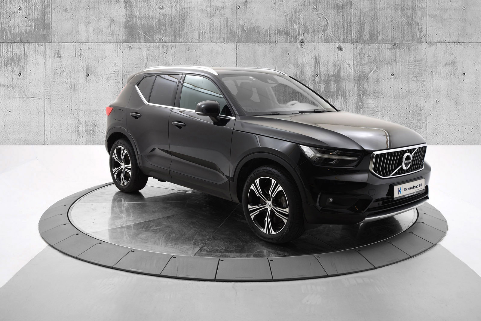 2020 Volvo XC40 T5 Twin Engine FWD Inscription image