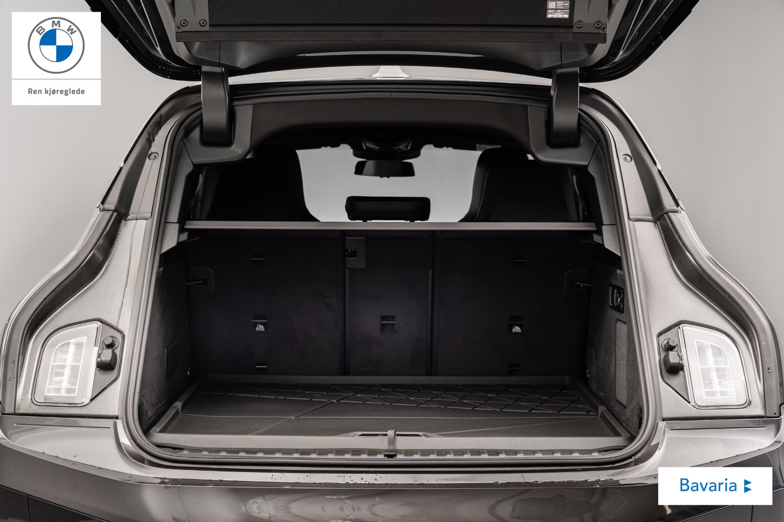 BMW iX xDrive40, 326hk, 2024