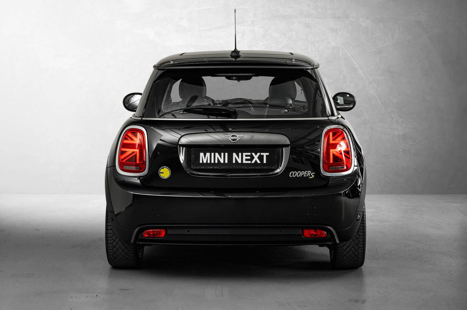 MINI Cooper SE, 184hp, 2020