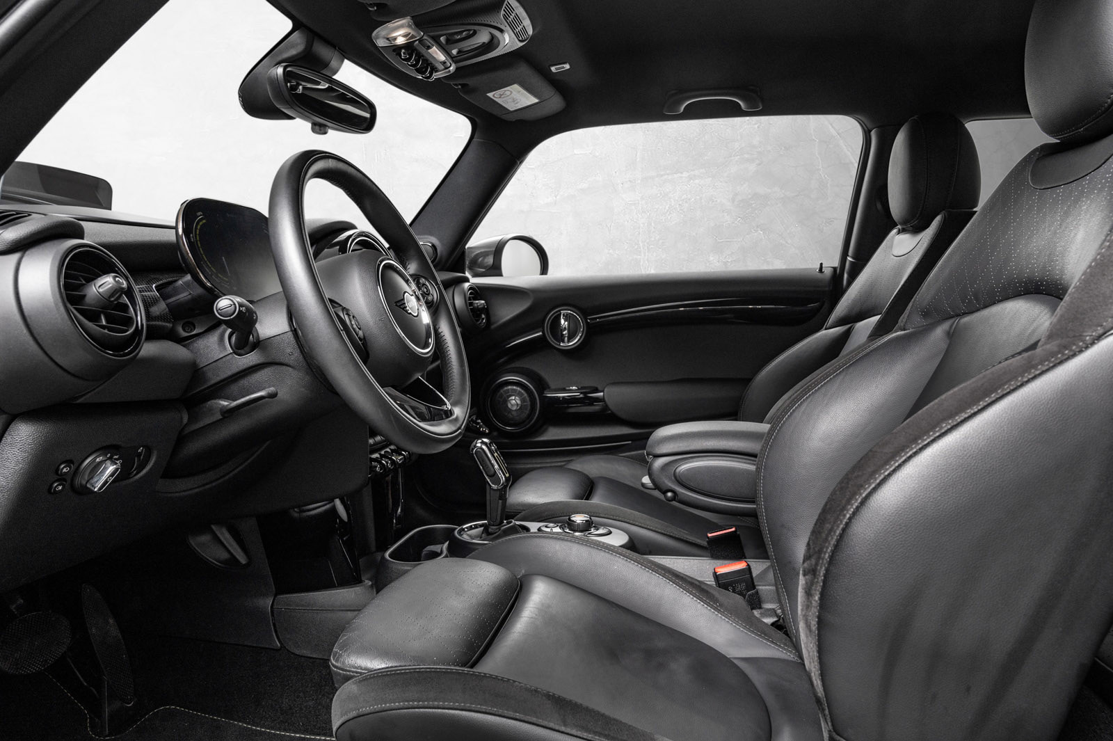 MINI Cooper SE, 184hp, 2020