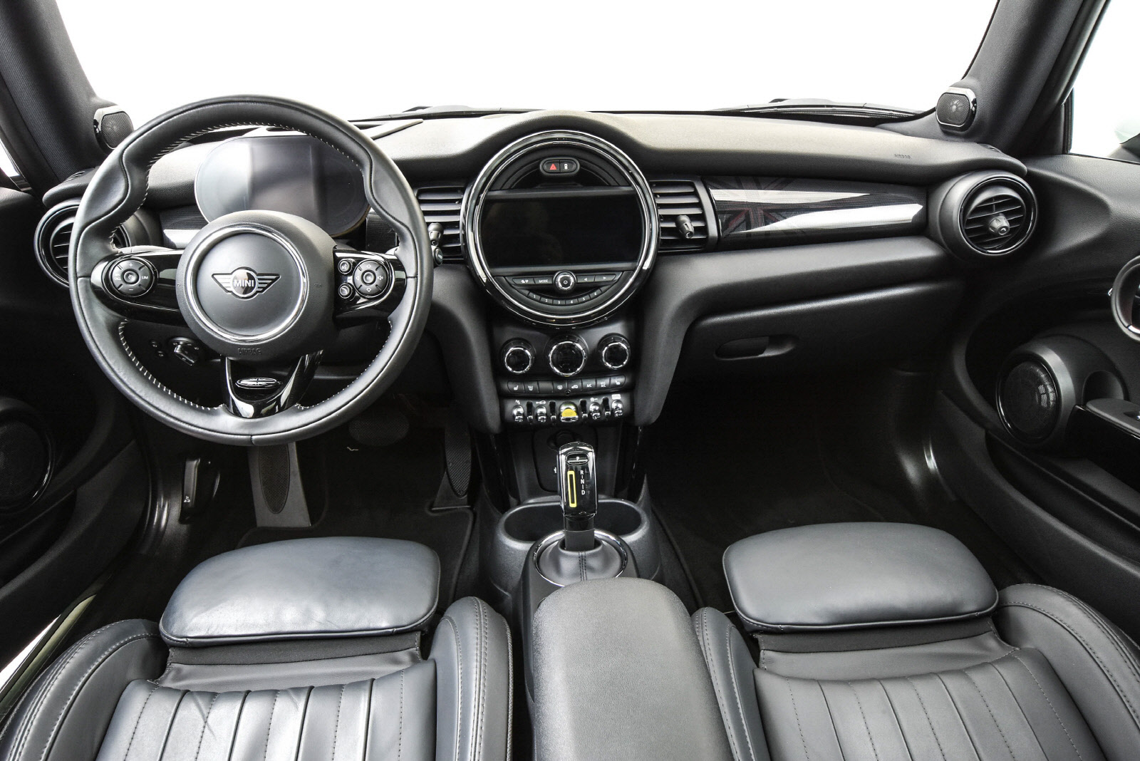 MINI Cooper SE, 184hp, 2020