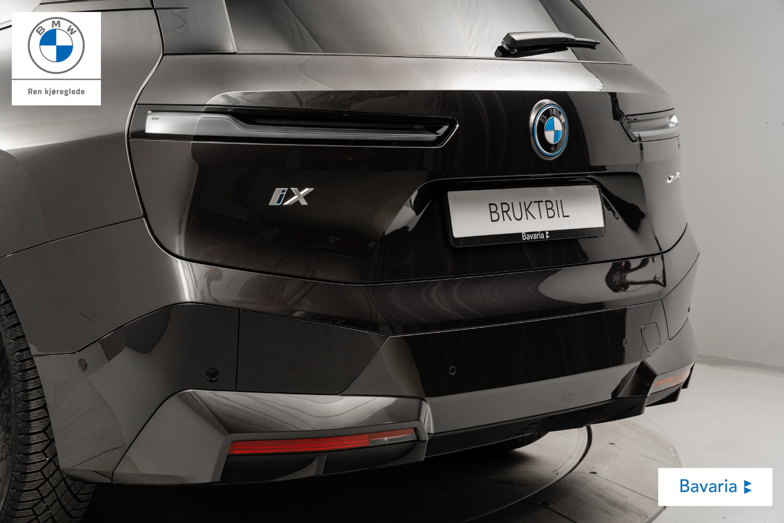 BMW iX xDrive40, 326hk, 2024