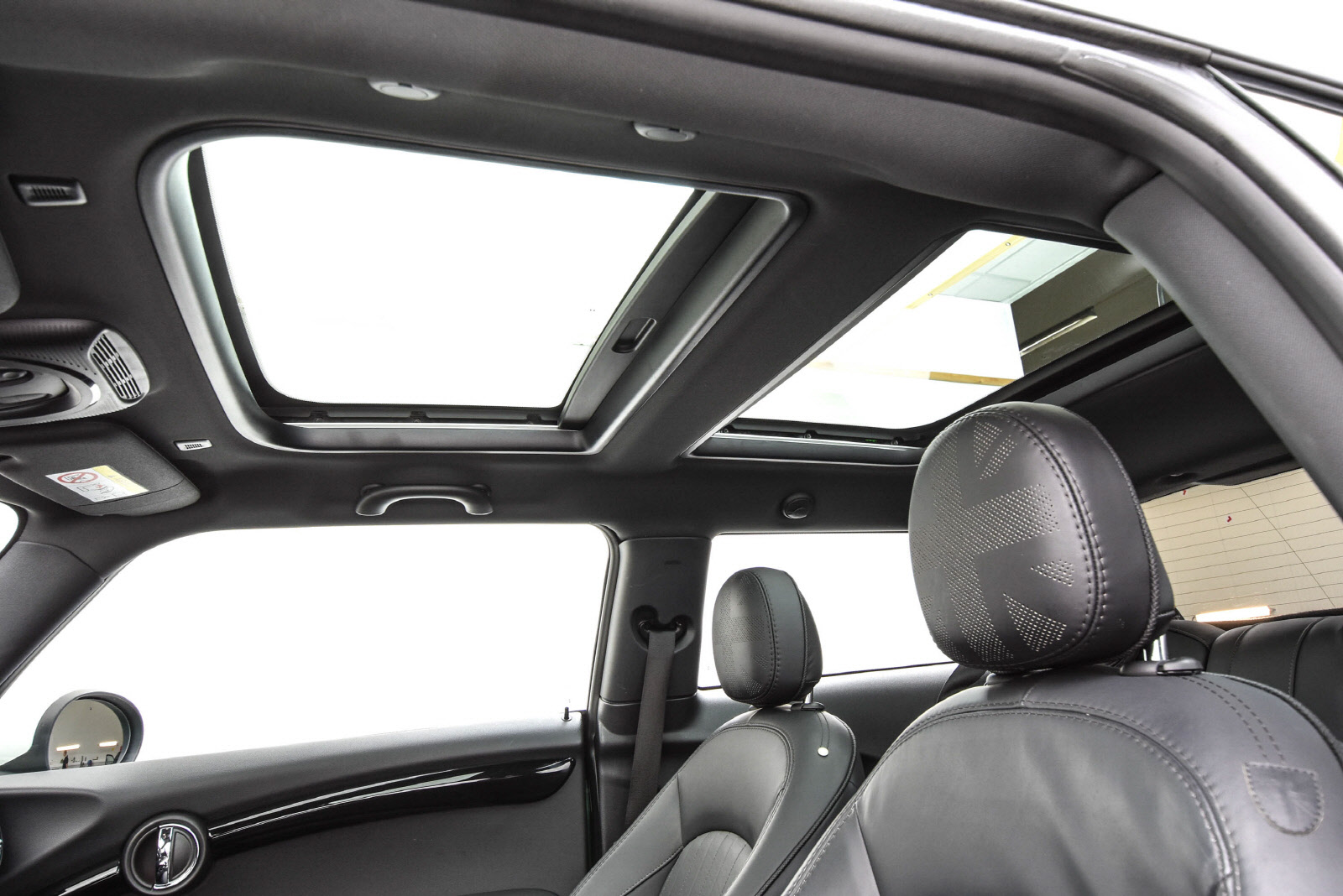 MINI Cooper SE, 184hp, 2020