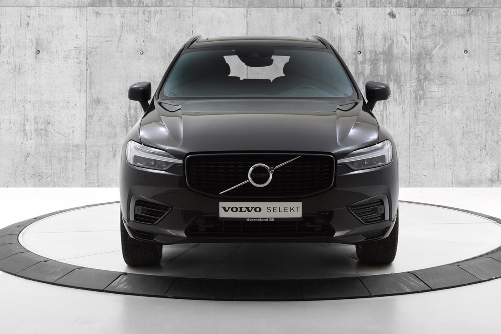 2021 Volvo XC60 T6 AWD R-design image