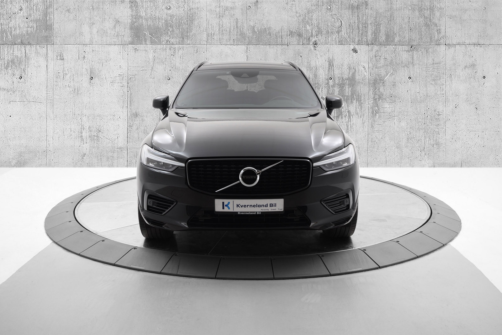 2021 Volvo XC60 T6 AWD R-design image