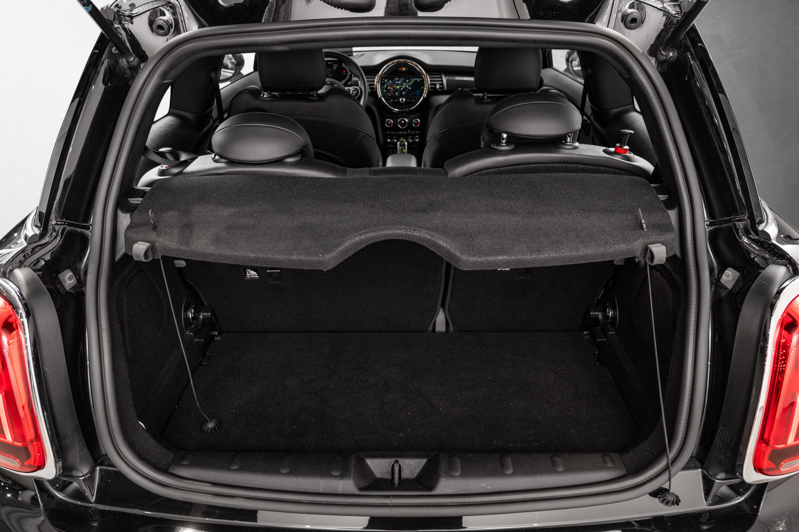 MINI Cooper SE, 184hp, 2020