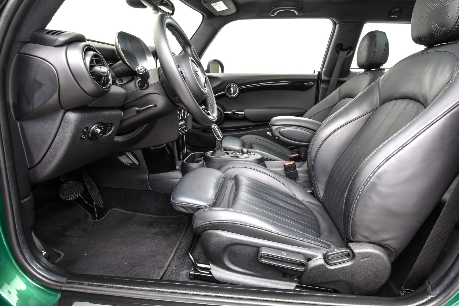 MINI Cooper SE, 184hp, 2020