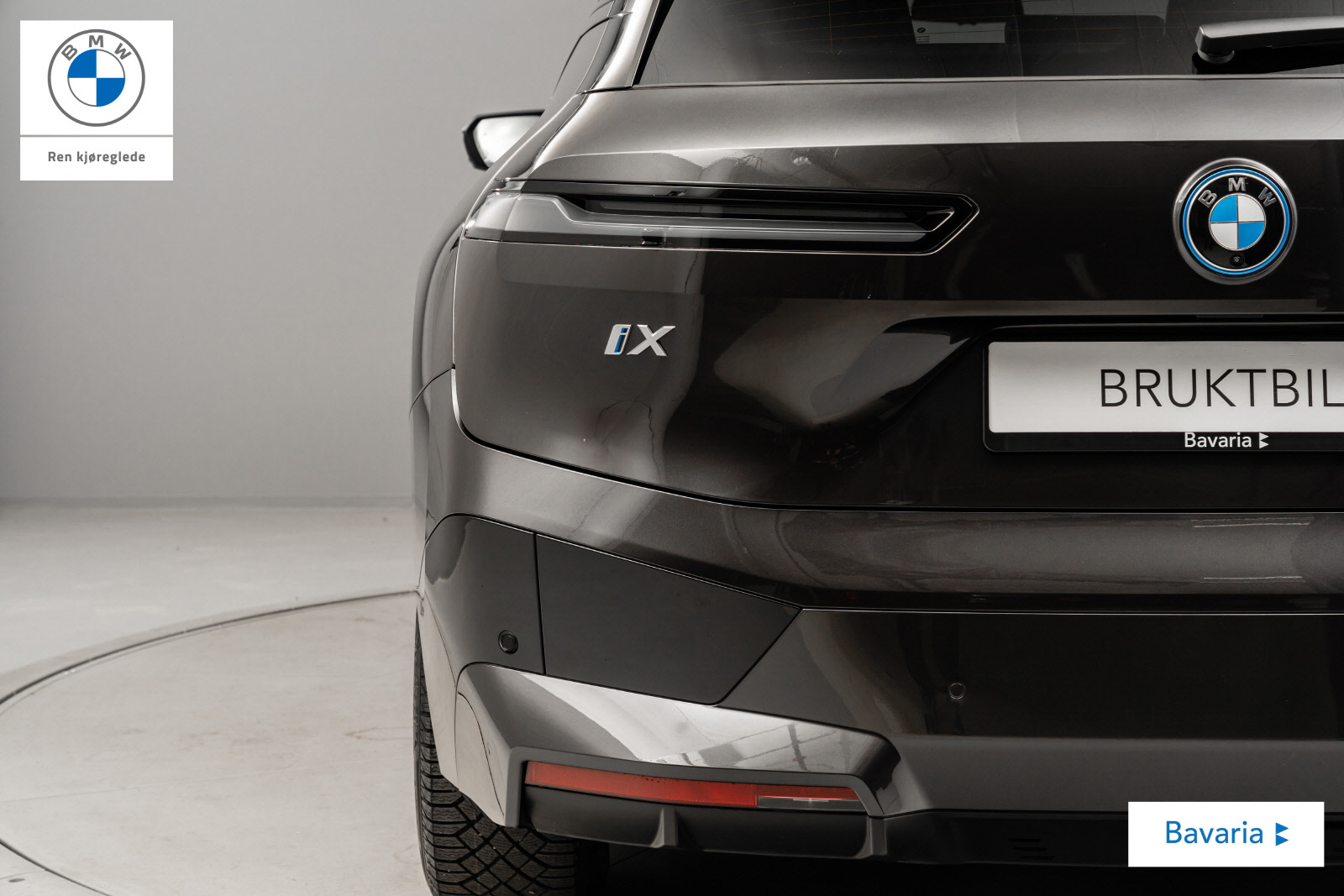 BMW iX xDrive40, 326hk, 2024