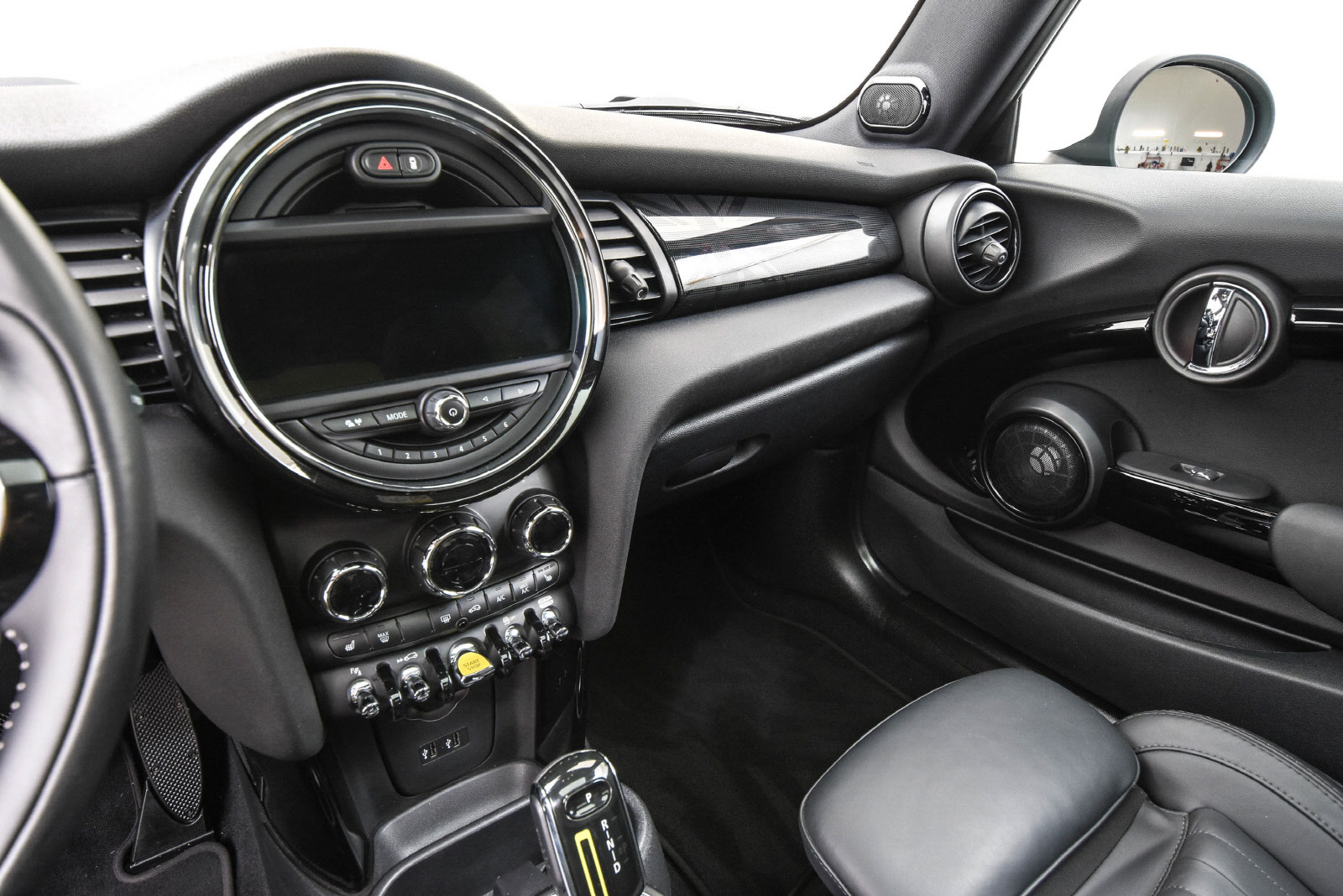 MINI Cooper SE, 184hp, 2020