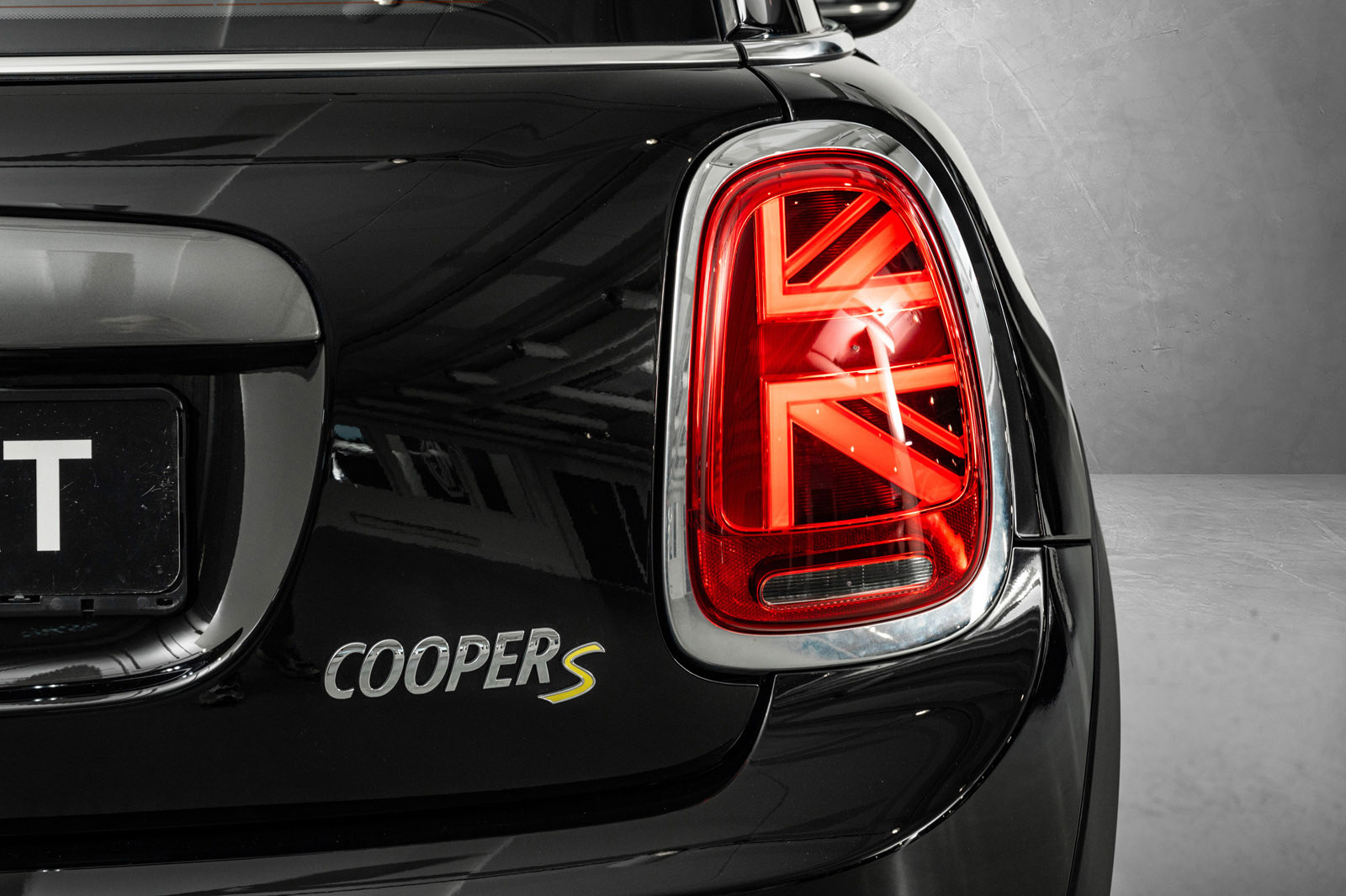 MINI Cooper SE, 184hp, 2020